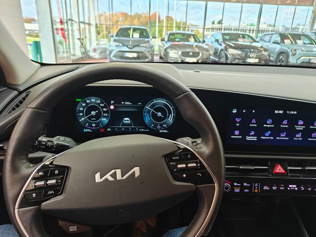 Kia Niro EX 64,8 kWh 204 hv 2023, kuva 7/8