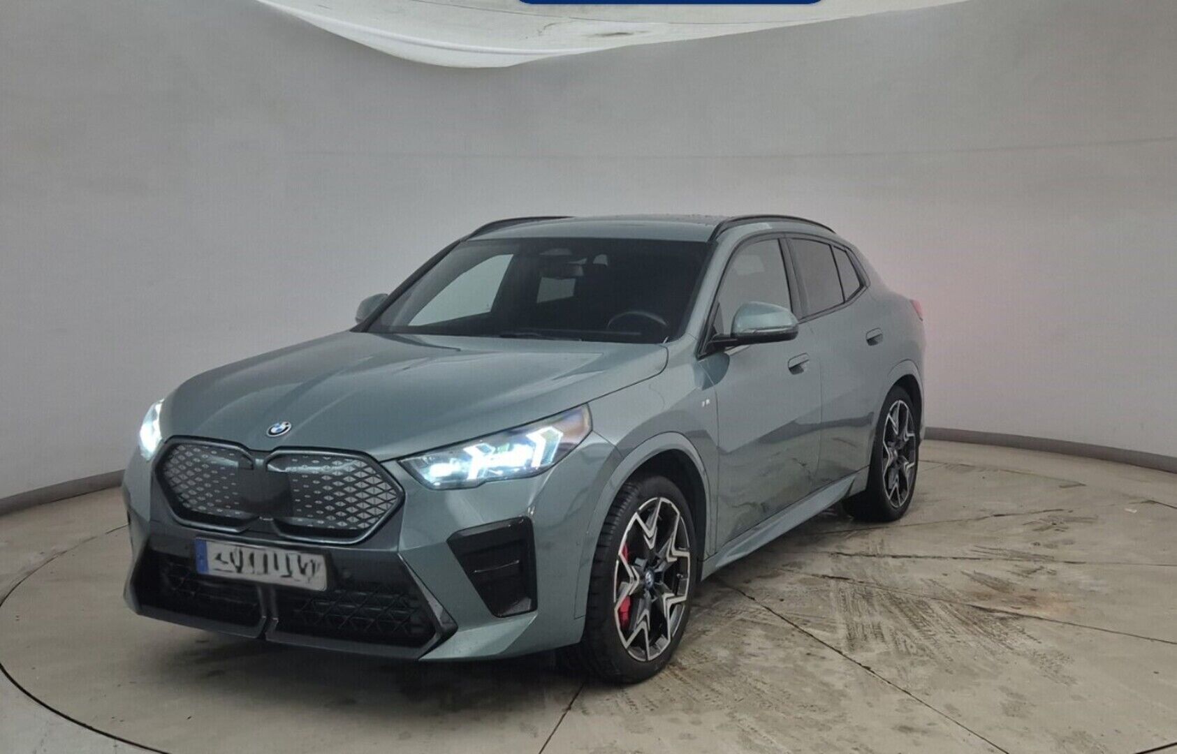 BMW iX2