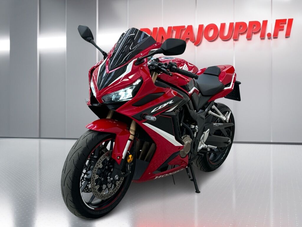 Honda CBR 2021 Punainen