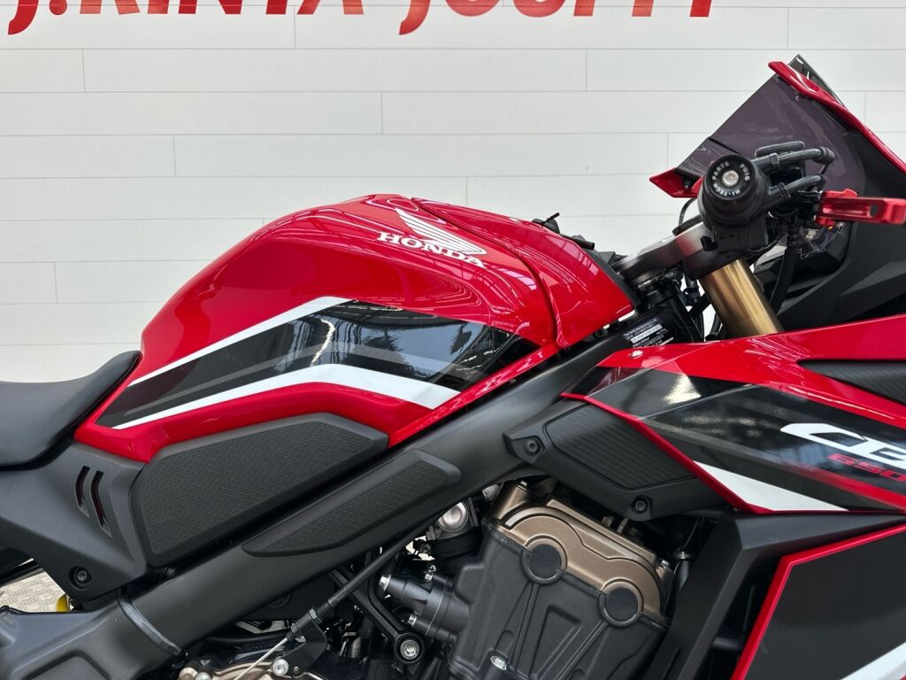 Honda CBR 2021 Punainen