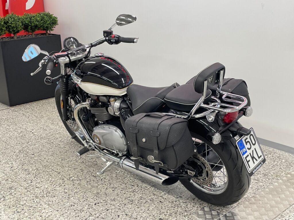 Triumph SPEEDMASTER 2022 