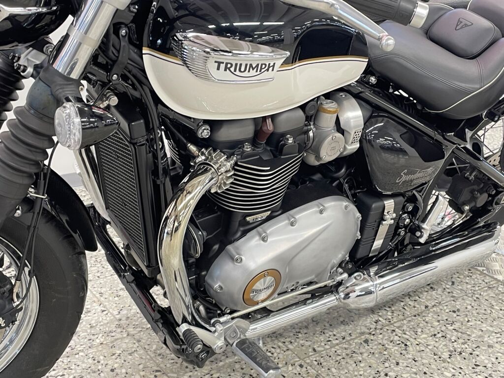 Triumph SPEEDMASTER 2022 