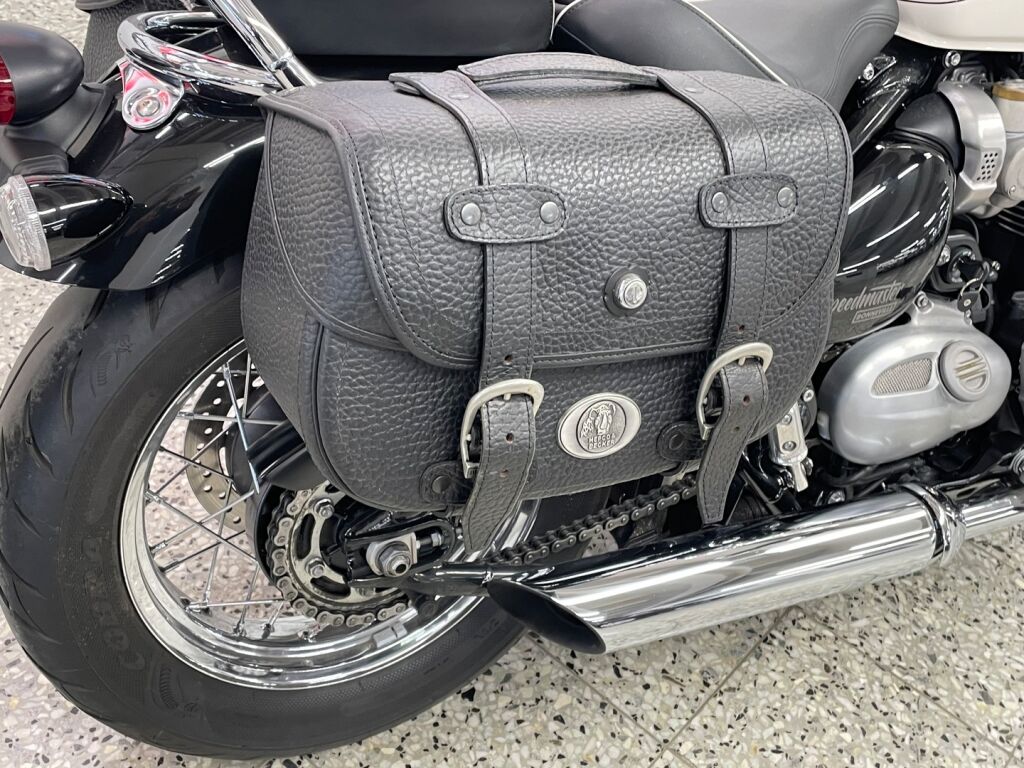 Triumph SPEEDMASTER 2022 