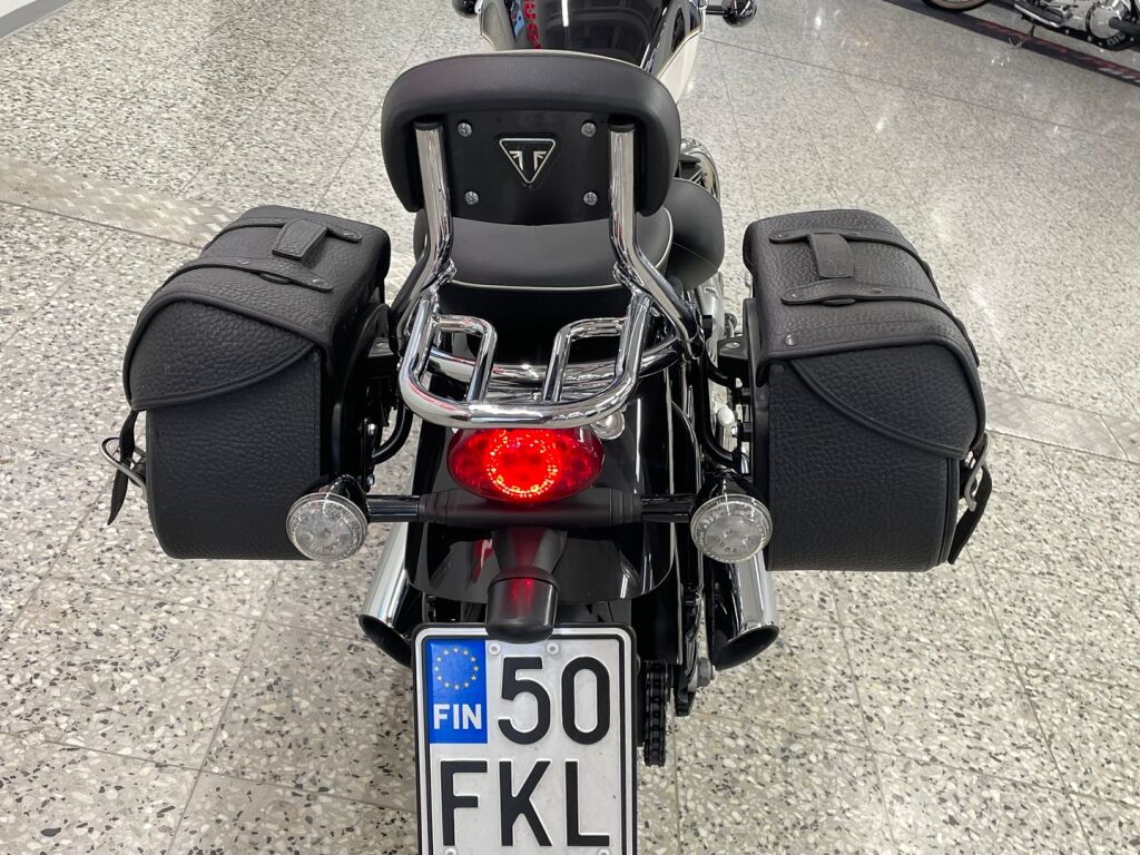 Triumph SPEEDMASTER 2022 