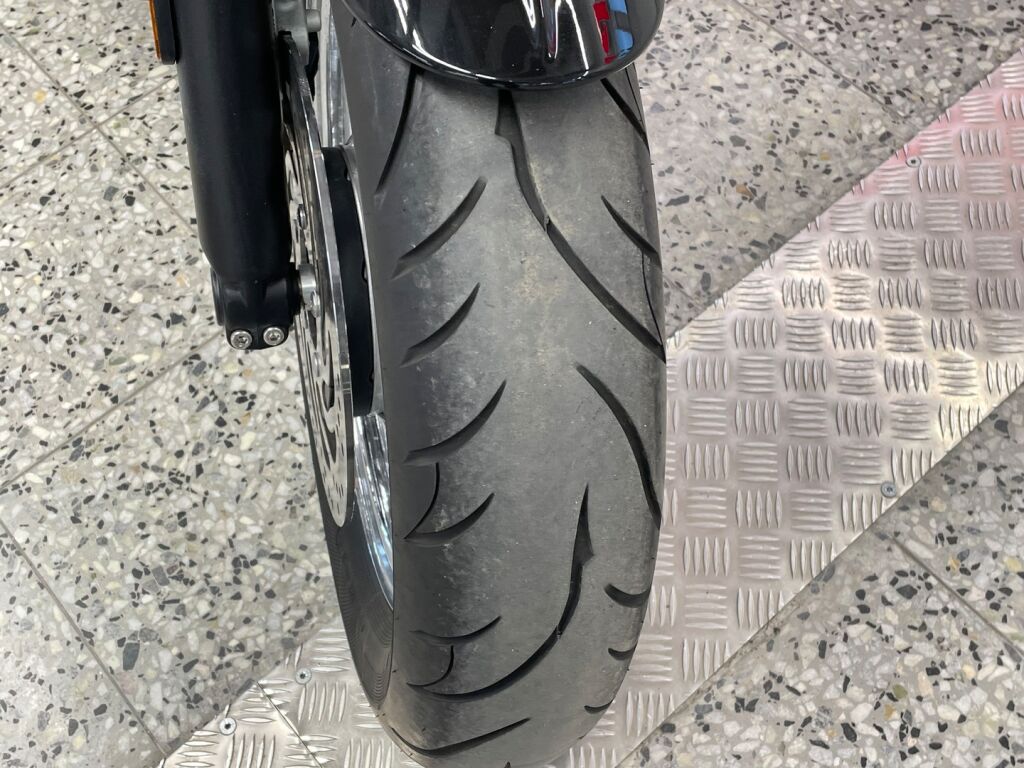 Triumph SPEEDMASTER 2022 