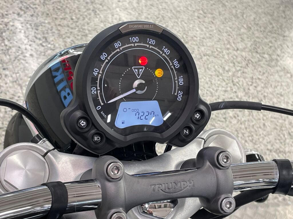 Triumph SPEEDMASTER 2022 