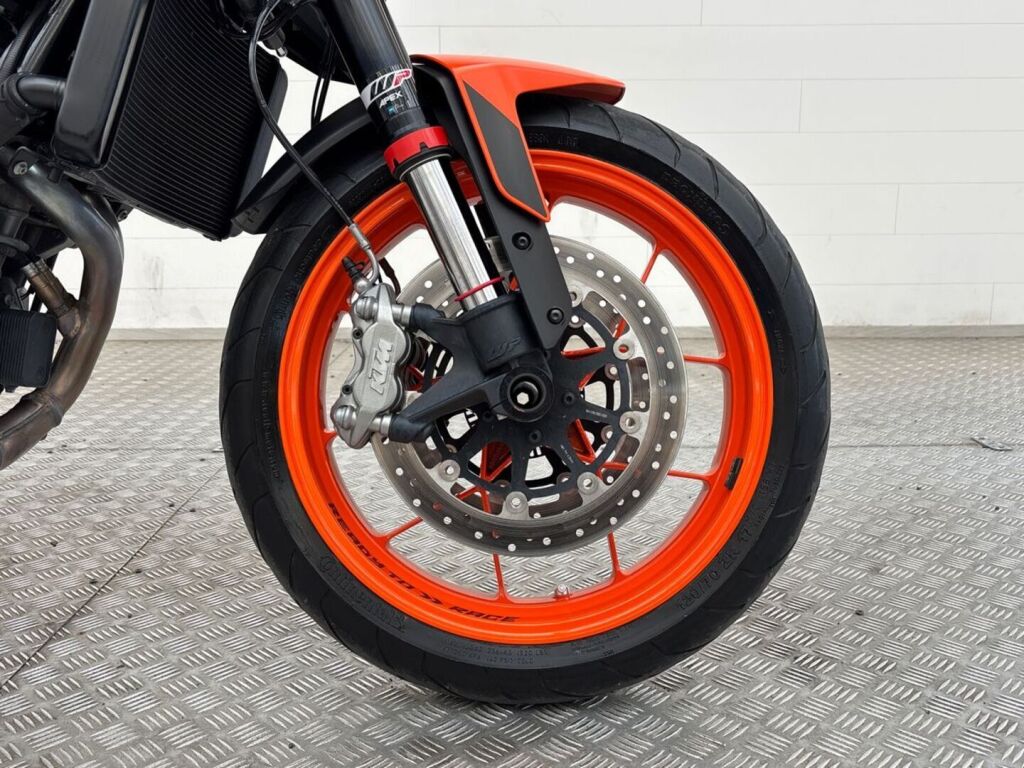 Ktm 890 2022 