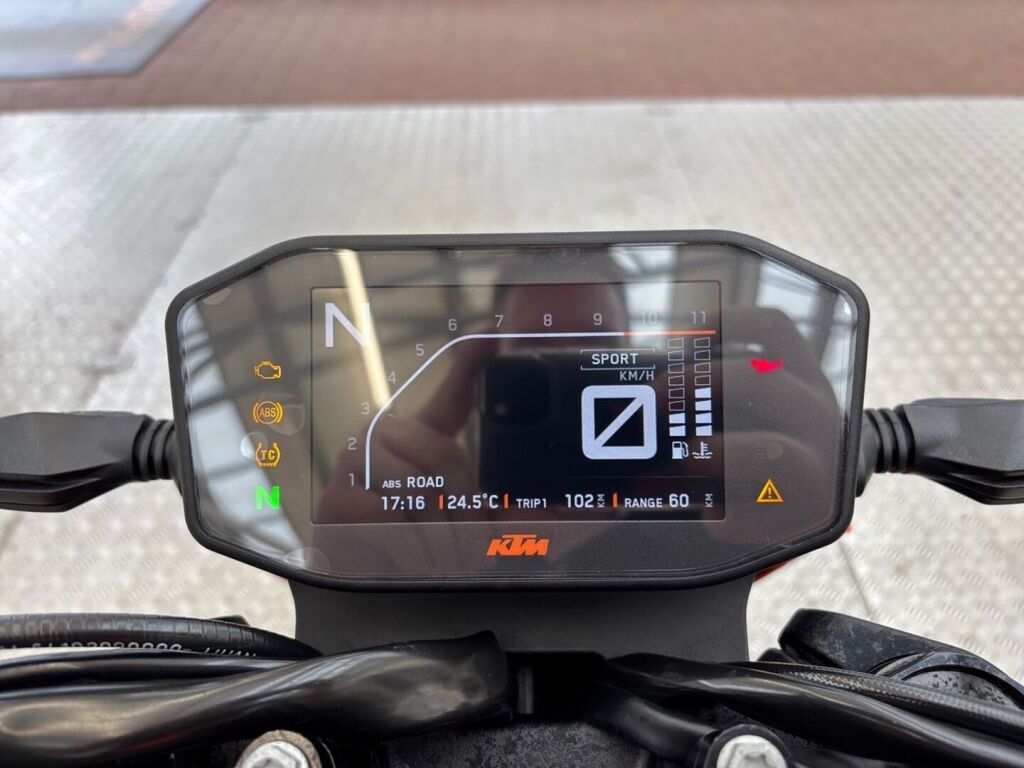 Ktm 890 2022 