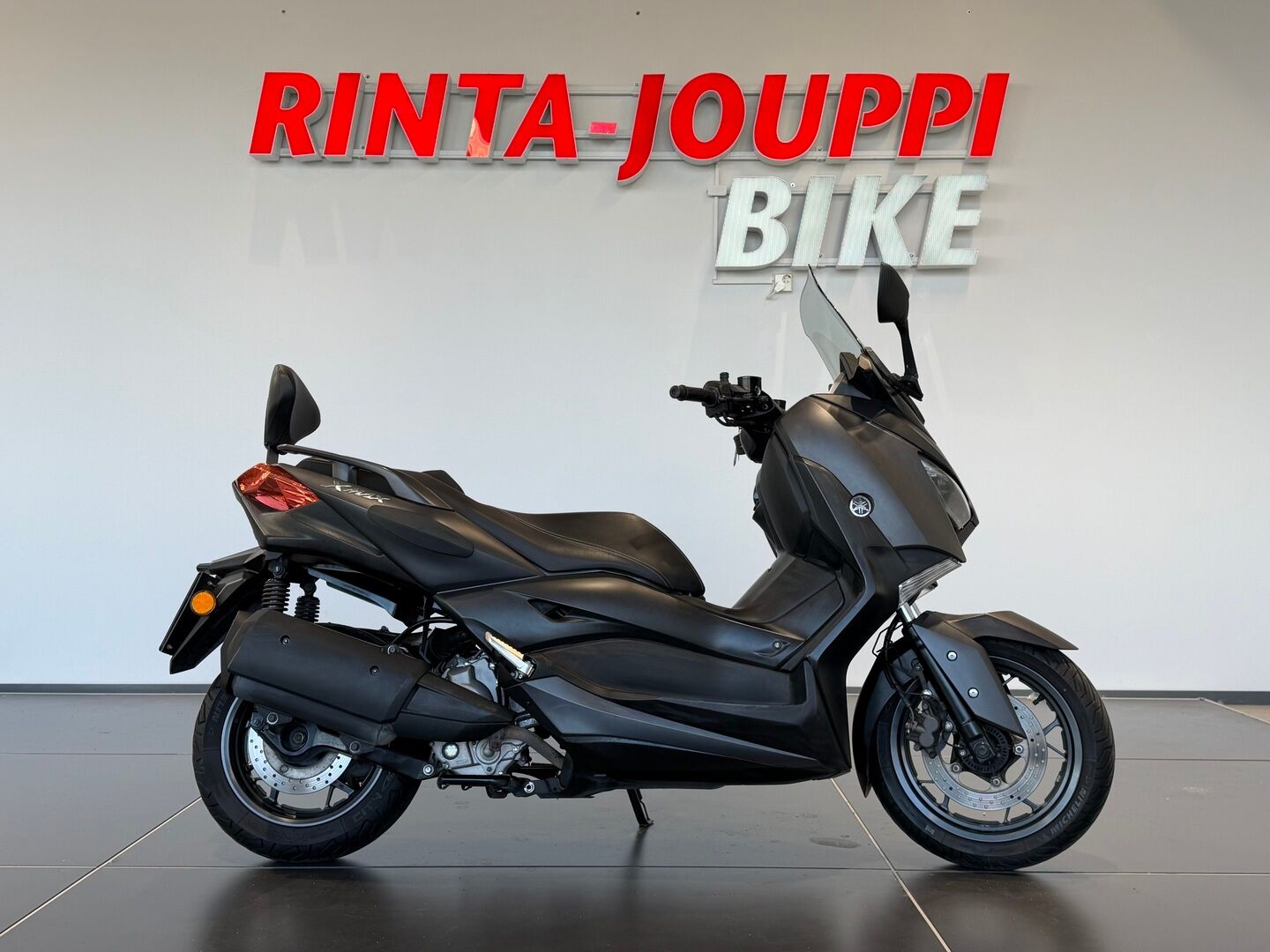 Yamaha X-MAX