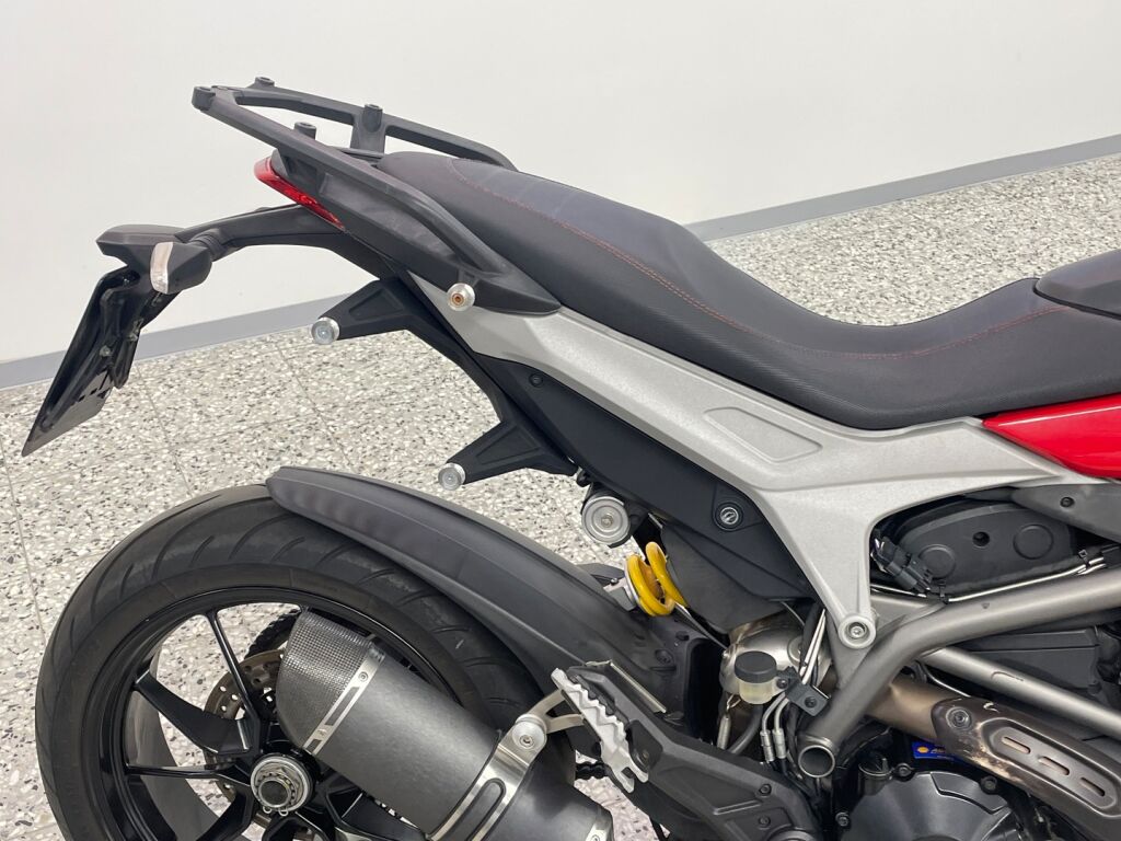 Ducati Hyperstrada 2014 Punainen