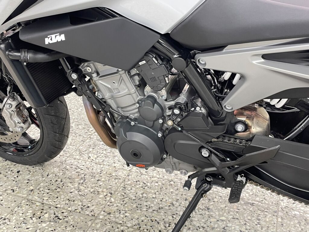 Ktm 790 2023 