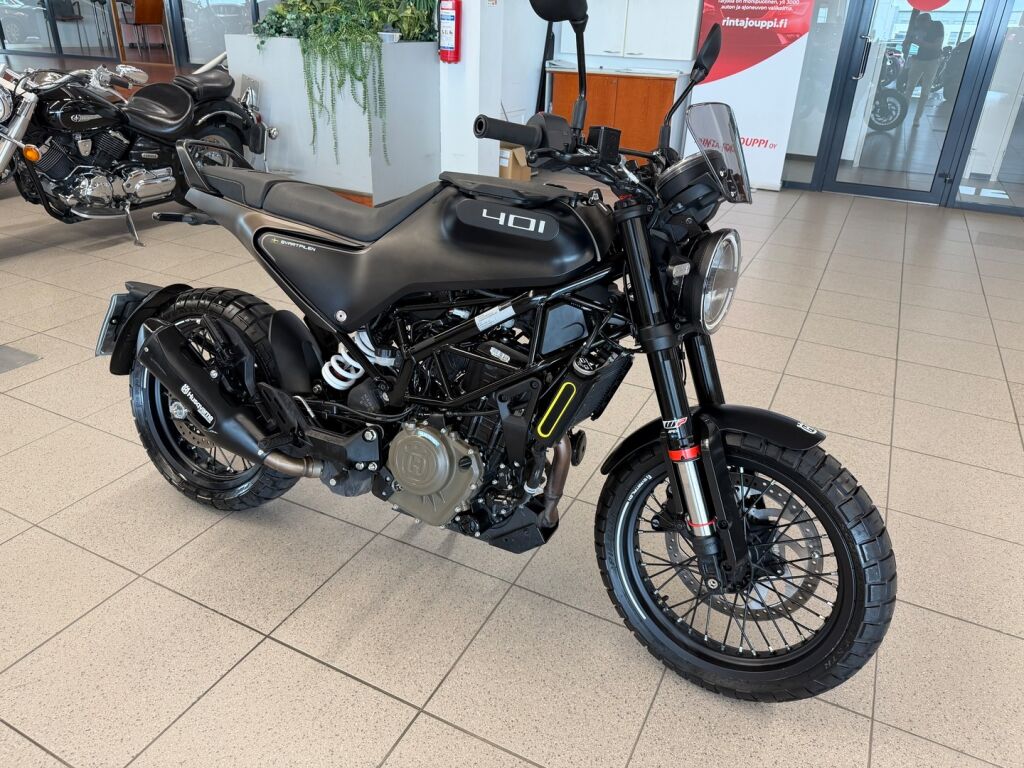 Husqvarna SVARTPILEN 2022 