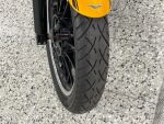 Moto guzzi V9 2018 Keltainen