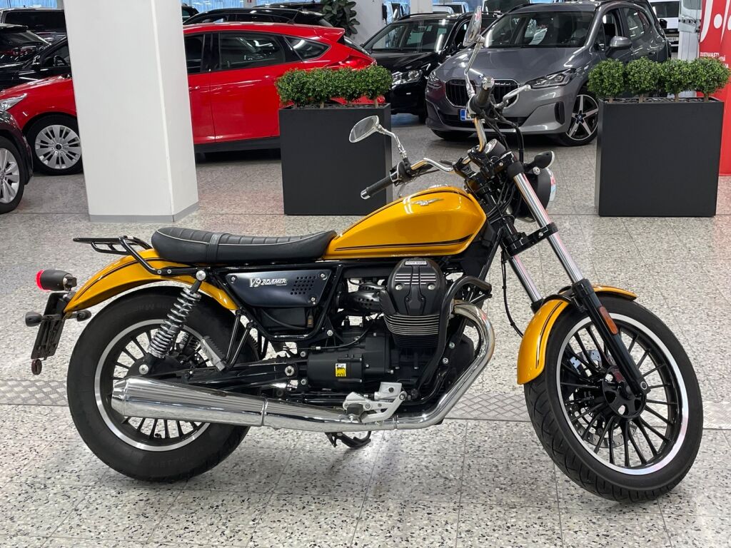 Moto guzzi V9 2018 Keltainen