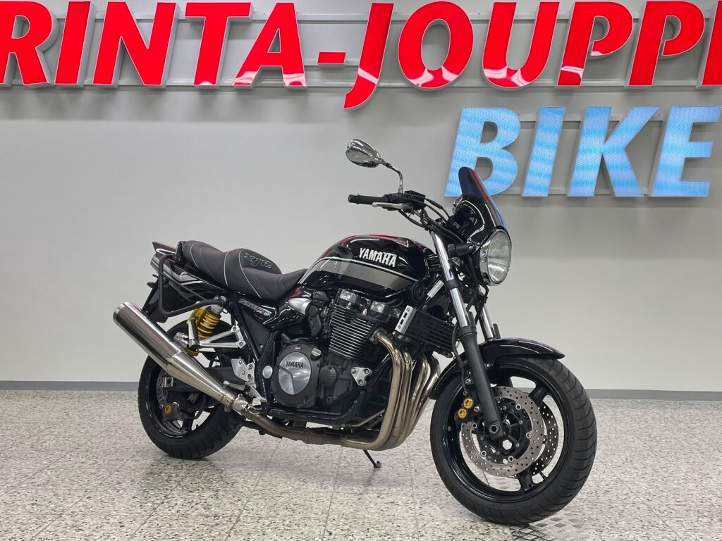 Yamaha XJR 2013 