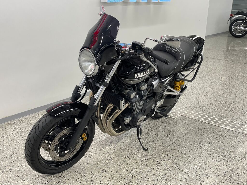 Yamaha XJR 2013 