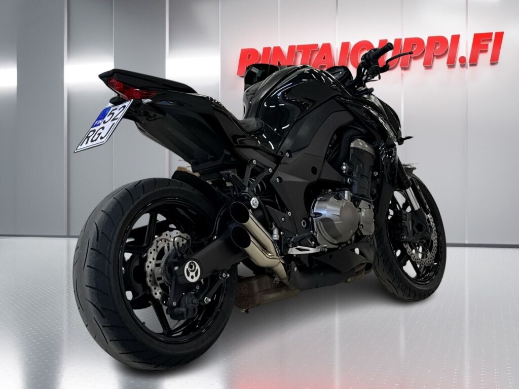 Kawasaki Z 2015 Musta