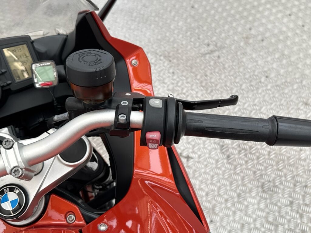 BMW F 2015 HS V 1