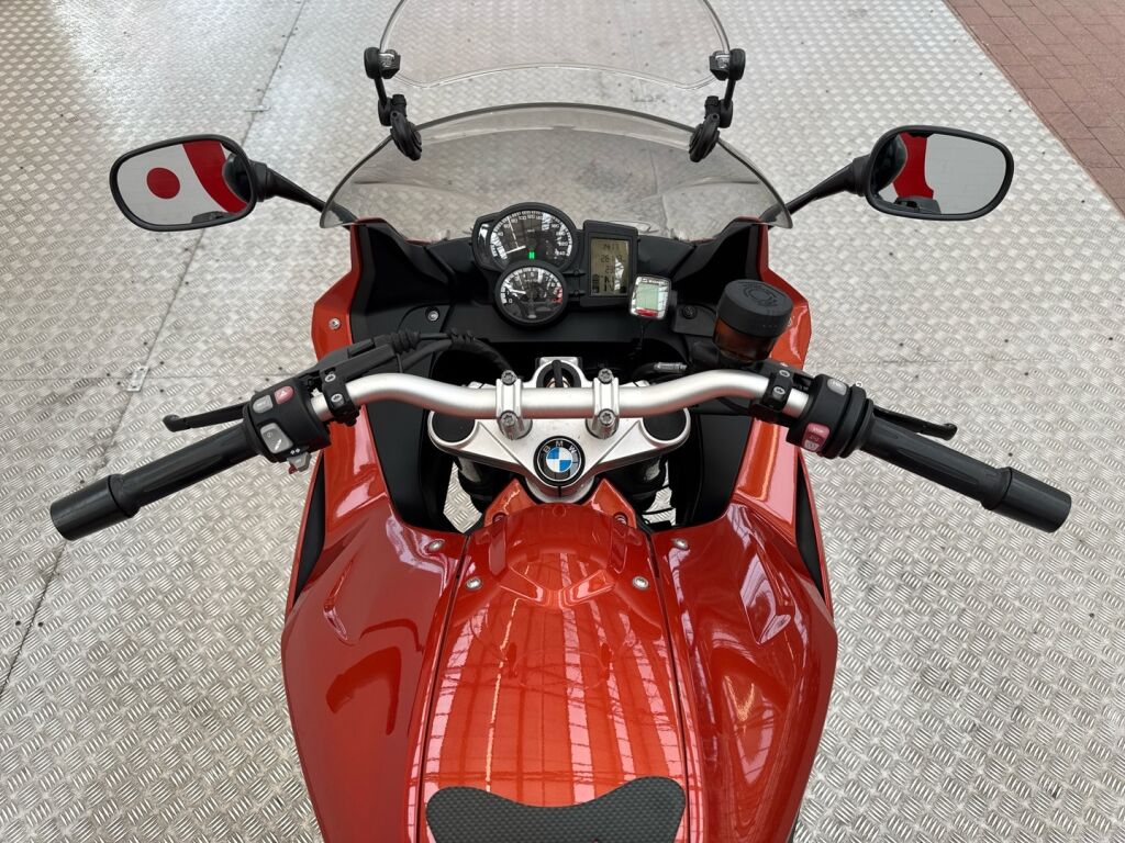BMW F 2015 HS V 1