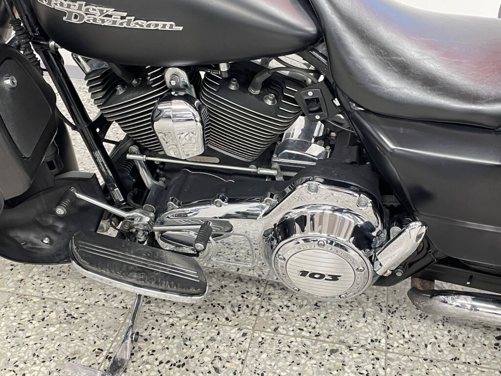 Harley-davidson TOURING 2011 