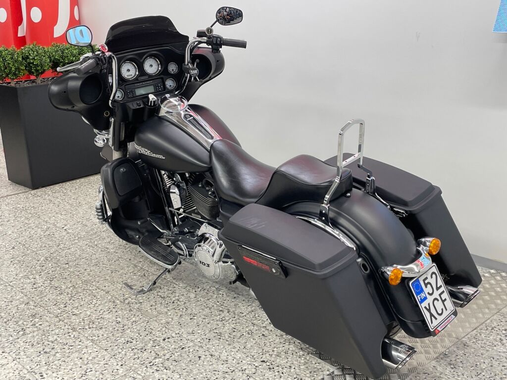 Harley-davidson TOURING 2011 