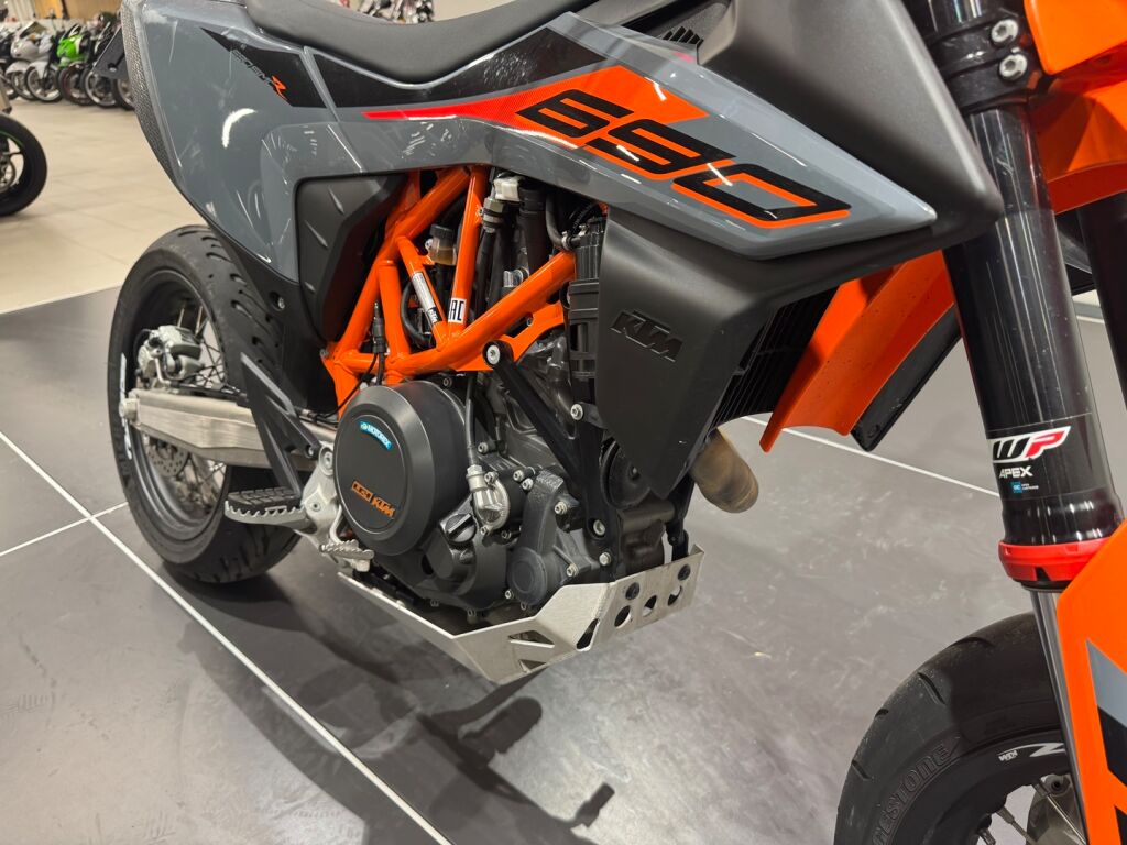 Ktm 690 2022 