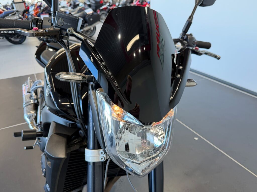 Yamaha FZ1-N 2008 Musta