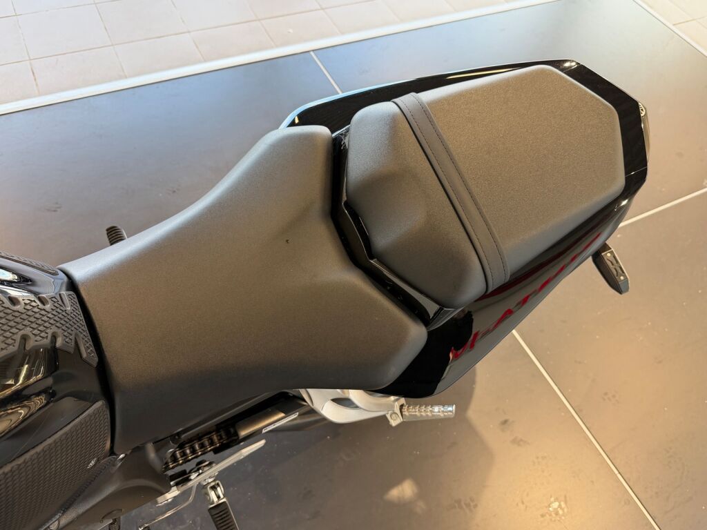 Yamaha FZ1-N 2008 Musta