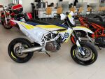 Husqvarna 701 2016 moniväri