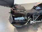 BMW R 2023 Musta