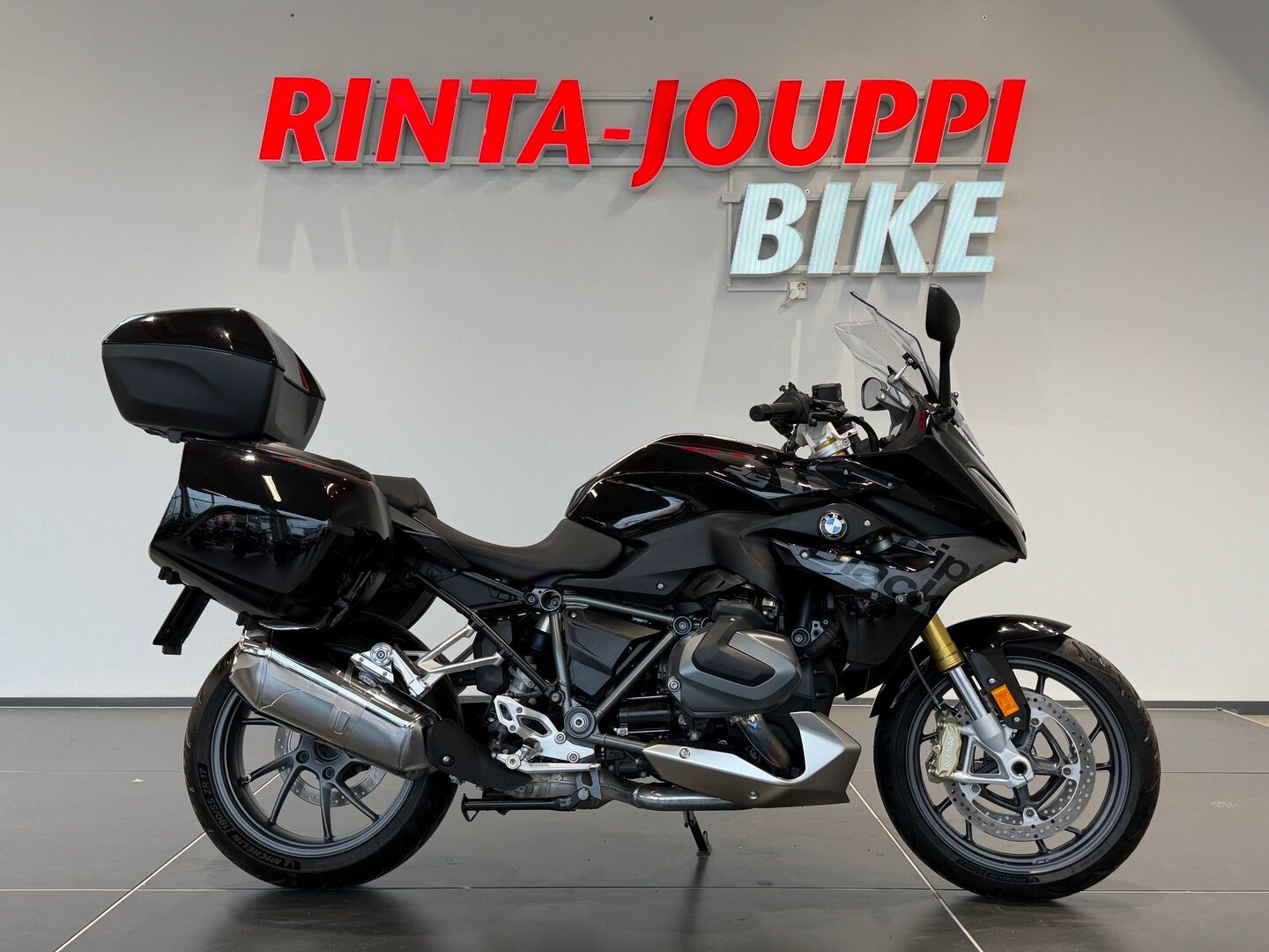 BMW R