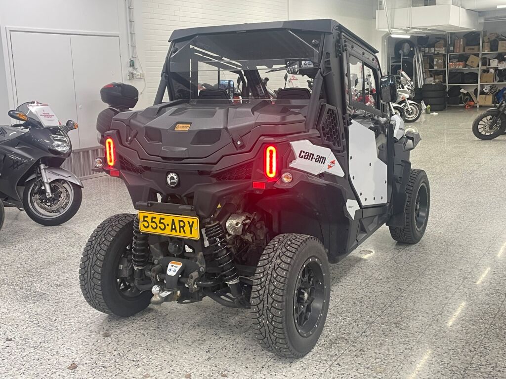 Can-am MAVERICK 2023 