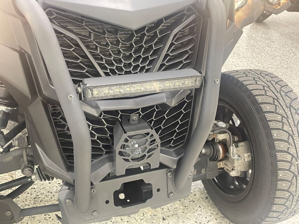 Can-am MAVERICK 2023 