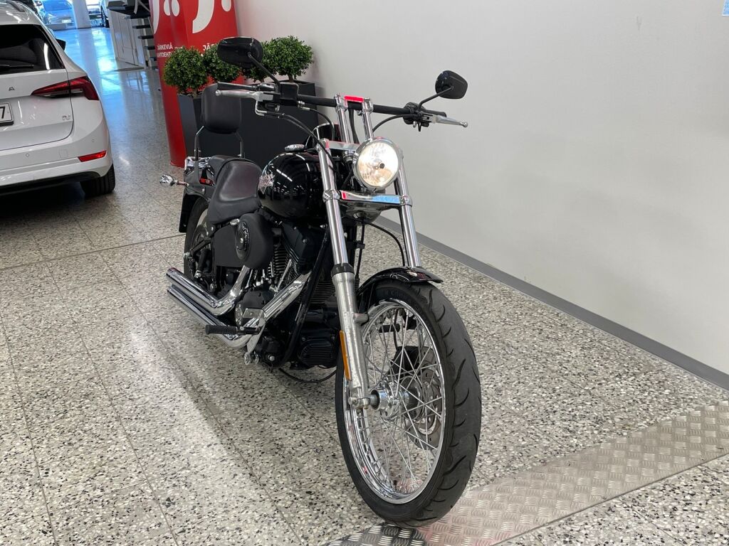 Harley-davidson SOFTAIL 2005 Musta