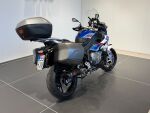 BMW S 2018 moniväri