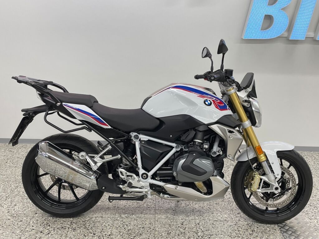 BMW R 2023 Monivär.