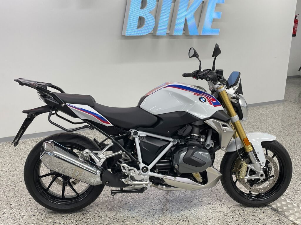 BMW R 2023 Monivär.