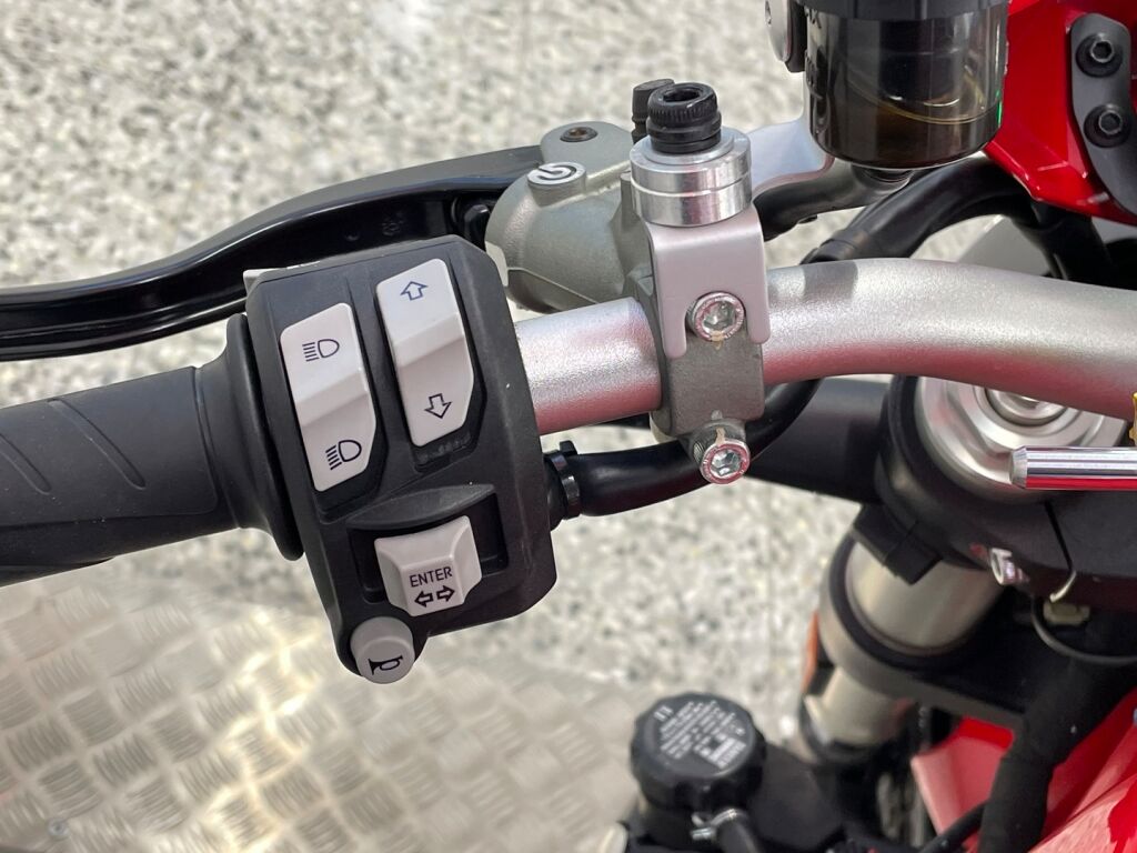 Ducati MONSTER 2017 Punainen