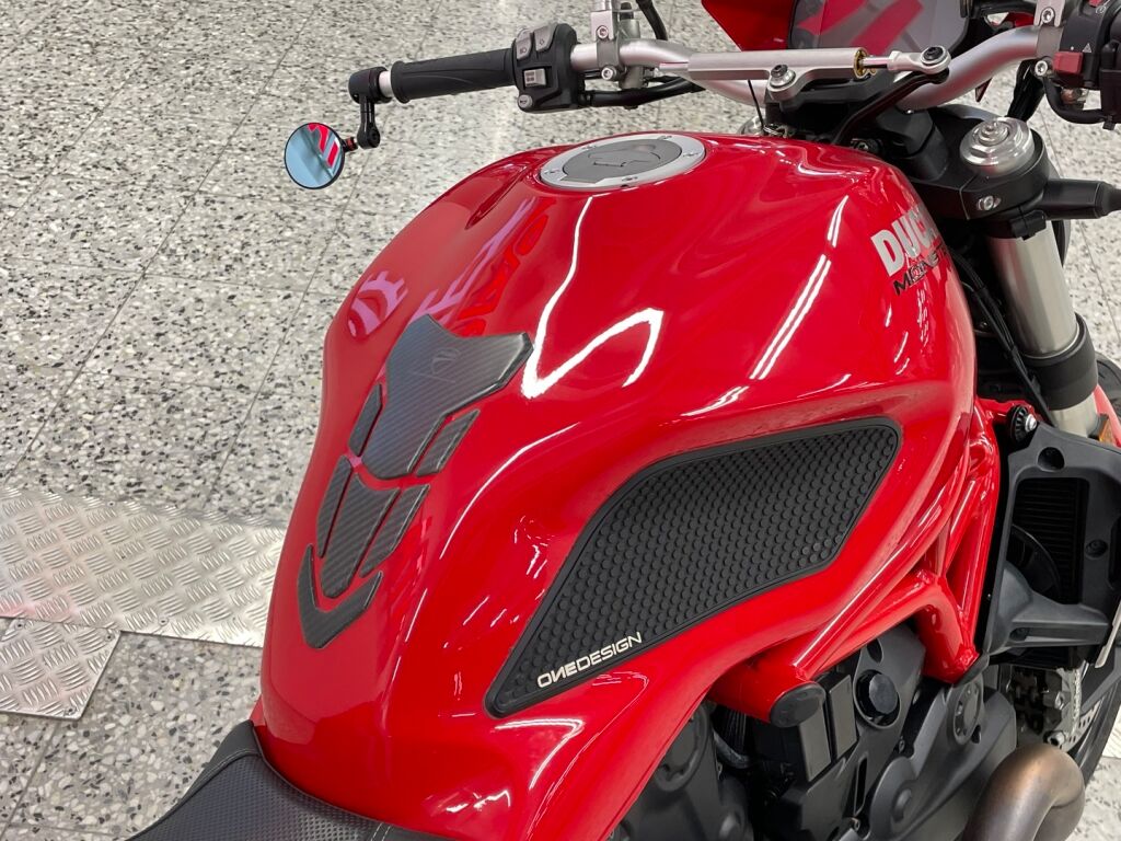 Ducati MONSTER 2017 Punainen