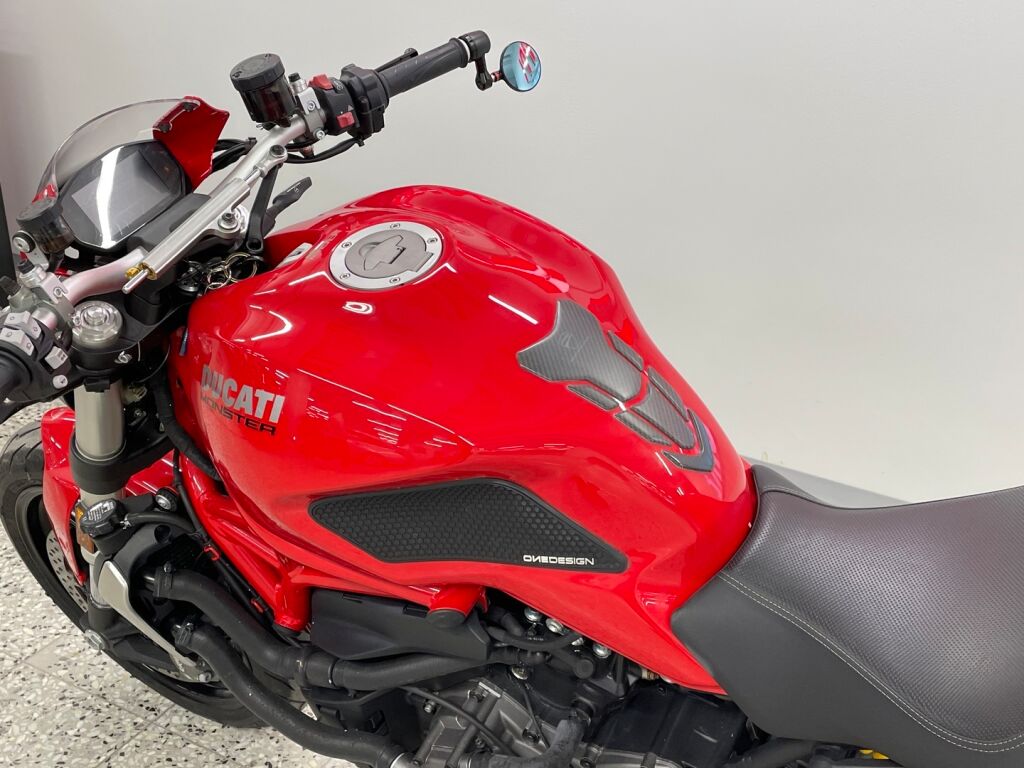 Ducati MONSTER 2017 Punainen