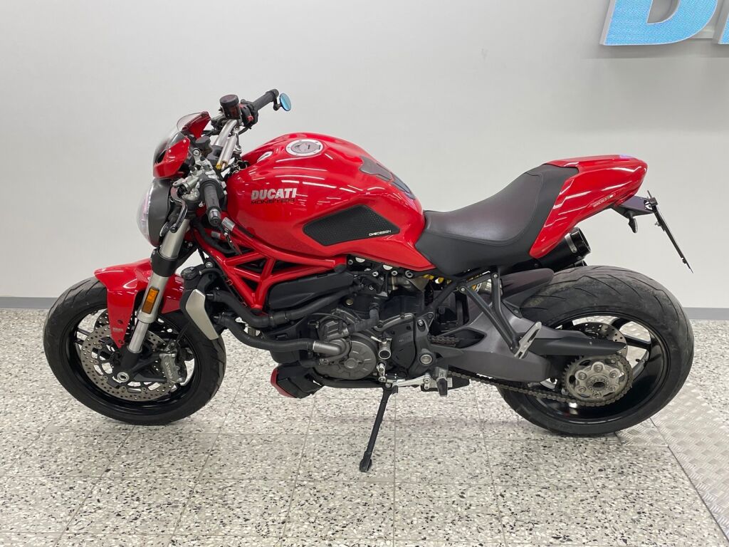 Ducati MONSTER 2017 Punainen