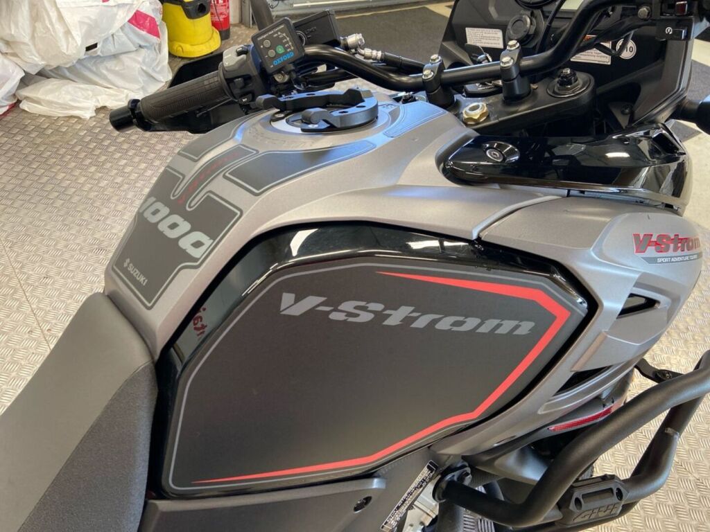 Suzuki DL 2019 