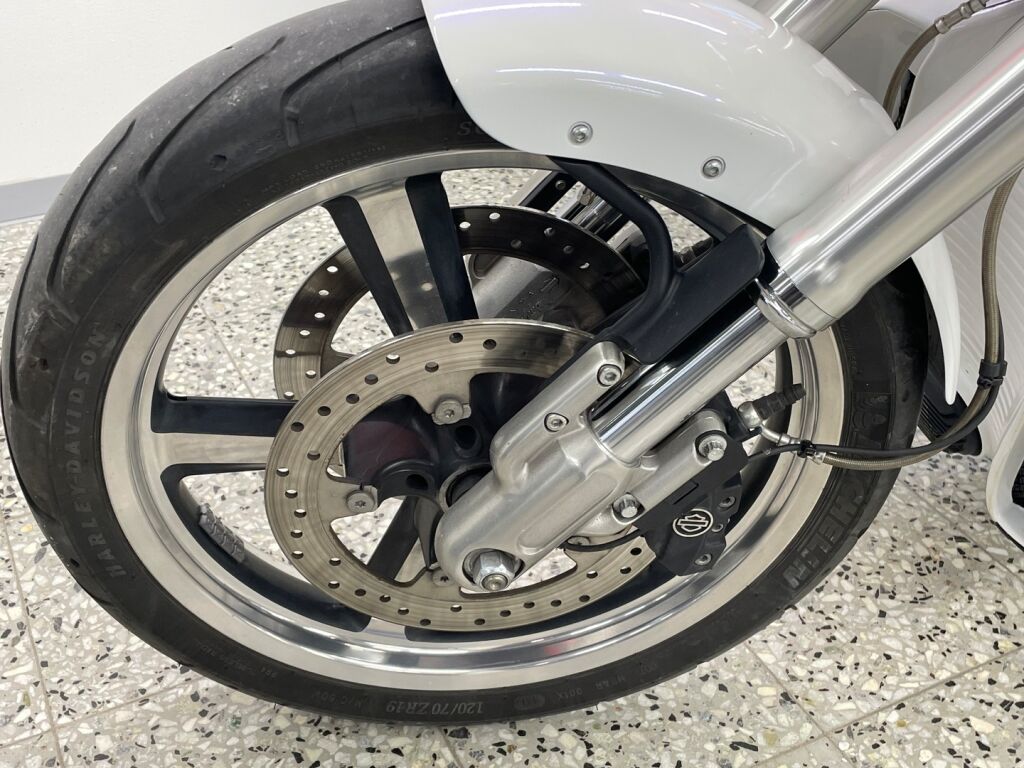 Harley-davidson VRSC 2013 