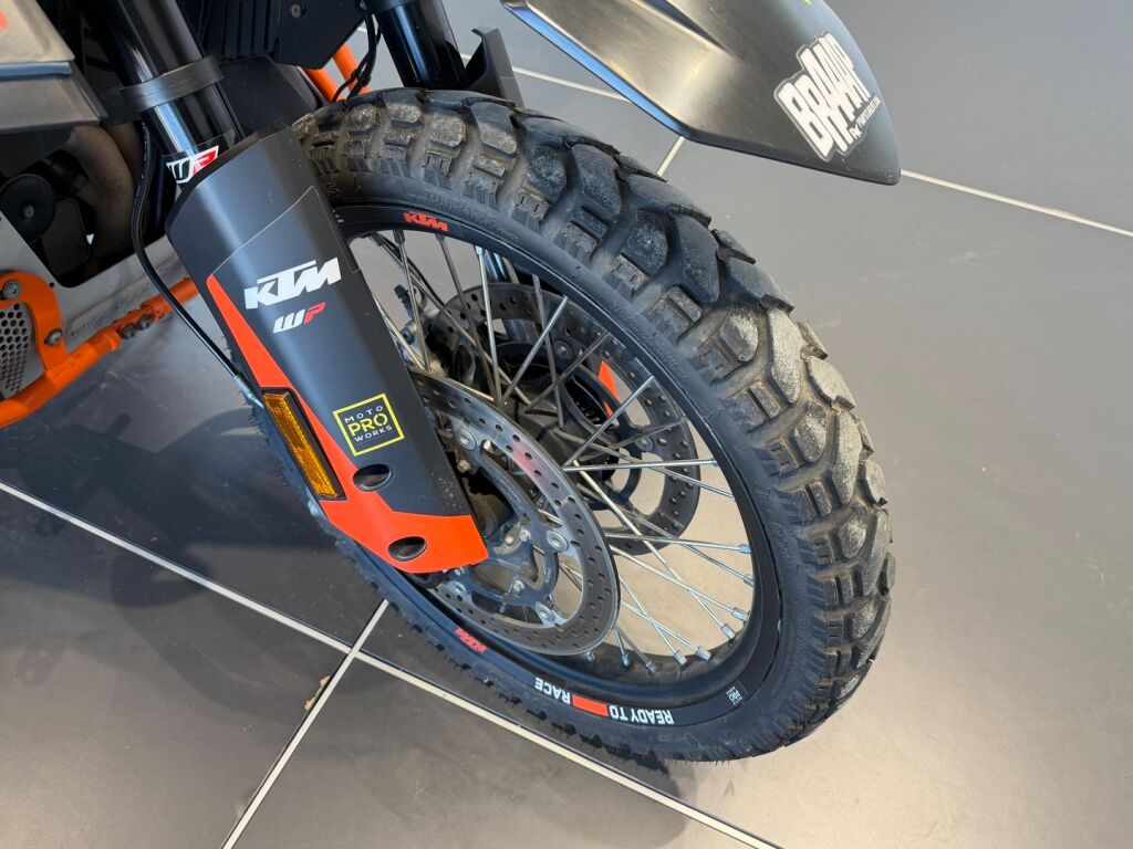 Ktm 890 2021 