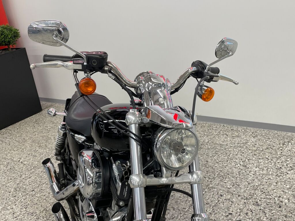 Harley-davidson SPORTSTER 2012 Musta