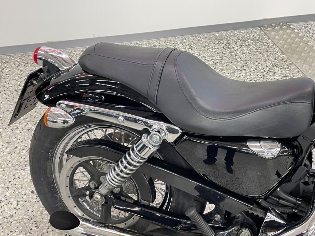 Harley-davidson SPORTSTER 2012 Musta