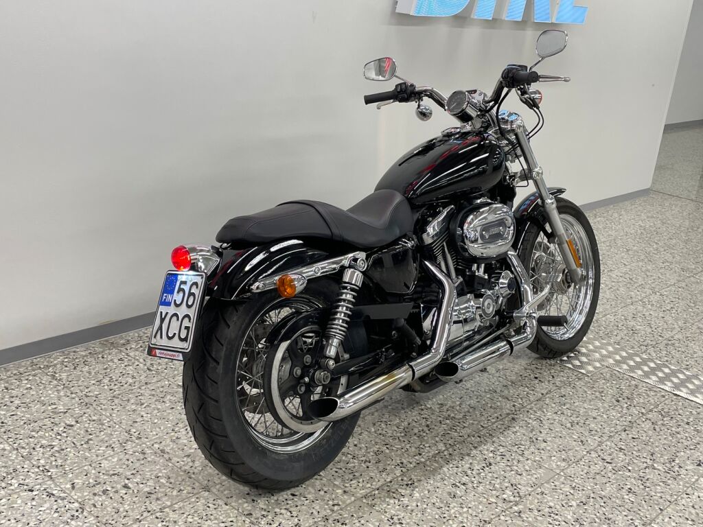 Harley-davidson SPORTSTER 2012 Musta