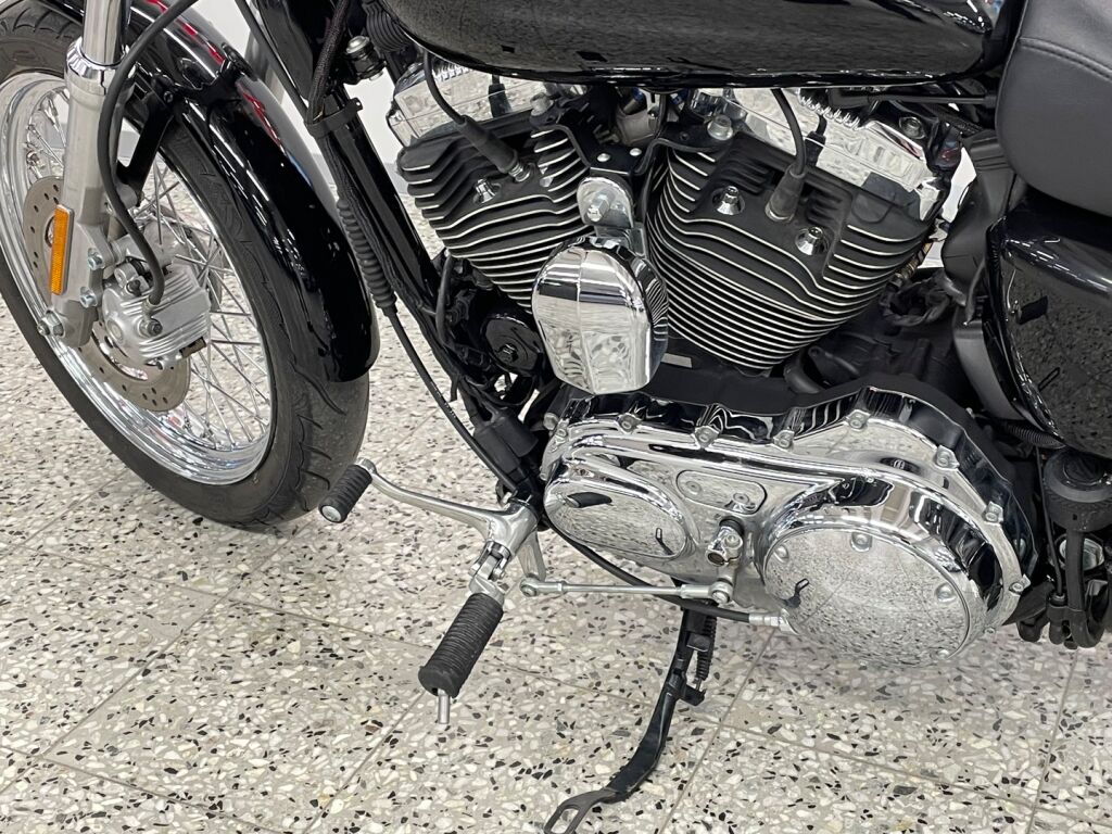 Harley-davidson SPORTSTER 2012 Musta