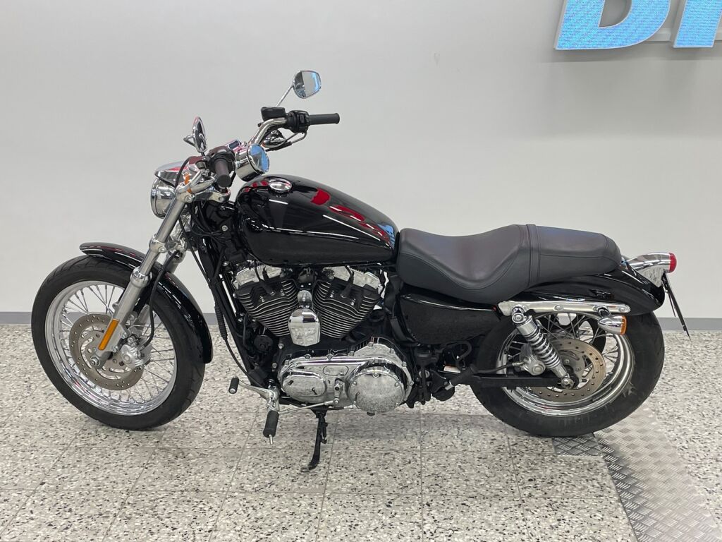 Harley-davidson SPORTSTER 2012 Musta