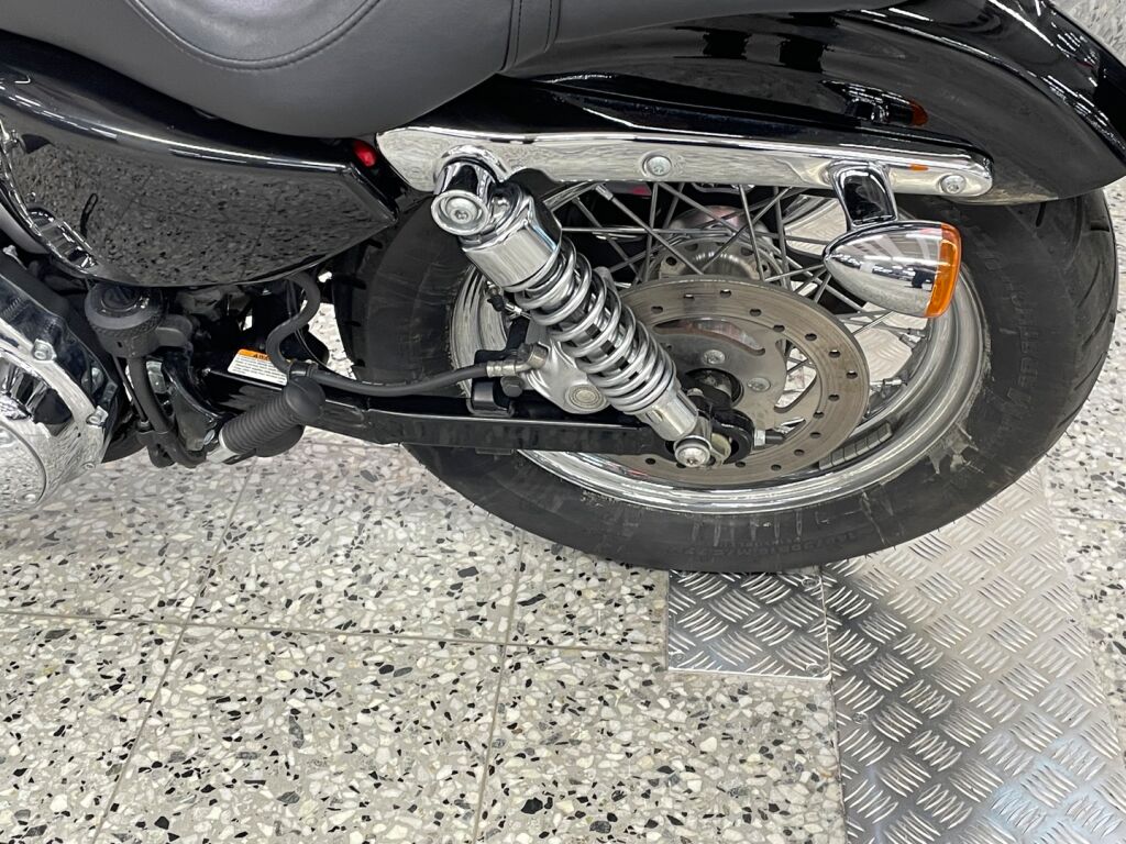 Harley-davidson SPORTSTER 2012 Musta